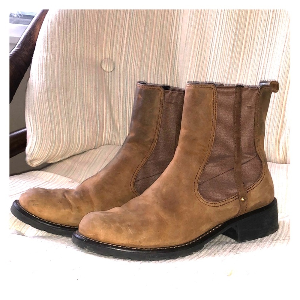 Chelsea boots